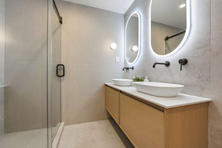 31 Mountain Road Mt Wellington_16