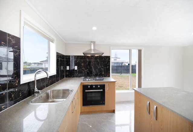 15 Mayflower Close Mangere East_2