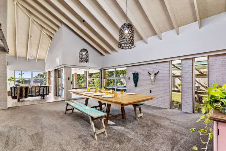 229 Fairway Drive Kamo_5