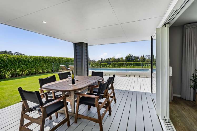 1371 Egmont Road Egmont Village_23