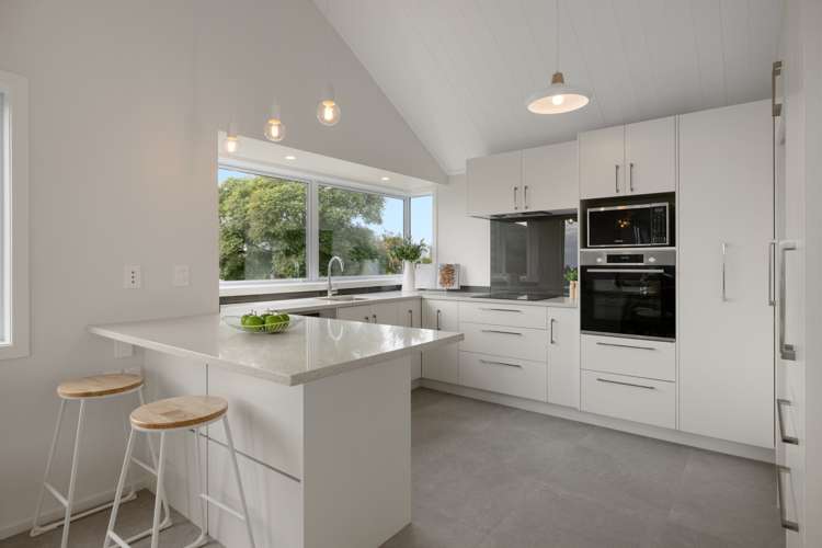 8a Dysart Road Otumoetai_1