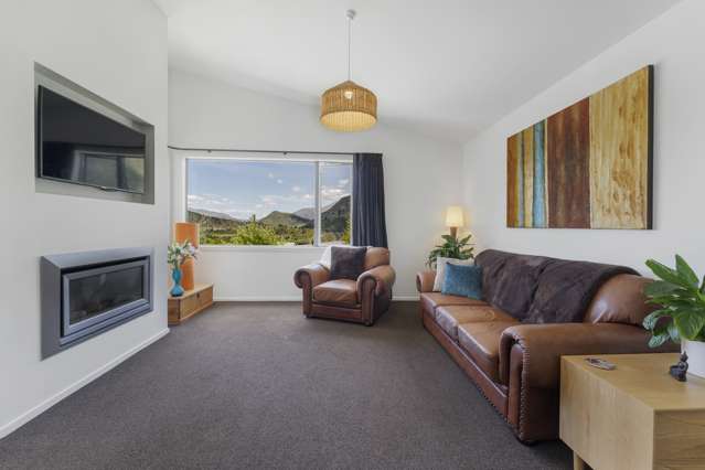 30b Harrys Close Arthurs Point_2