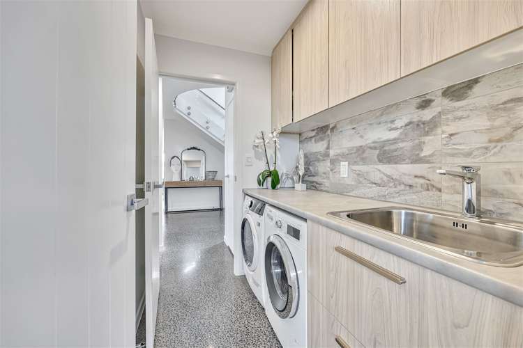 8 Mansion Court West Harbour_16