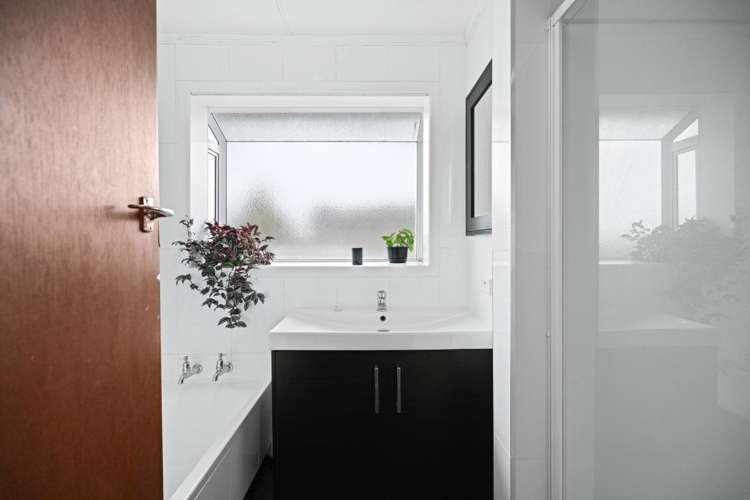 165 Tuhikaramea Road 1057_8