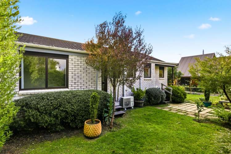 32 Charles Crescent Rainbow Point_22