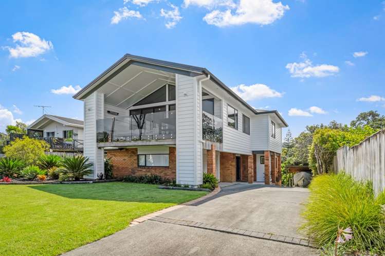 11 Barrier View Road_0