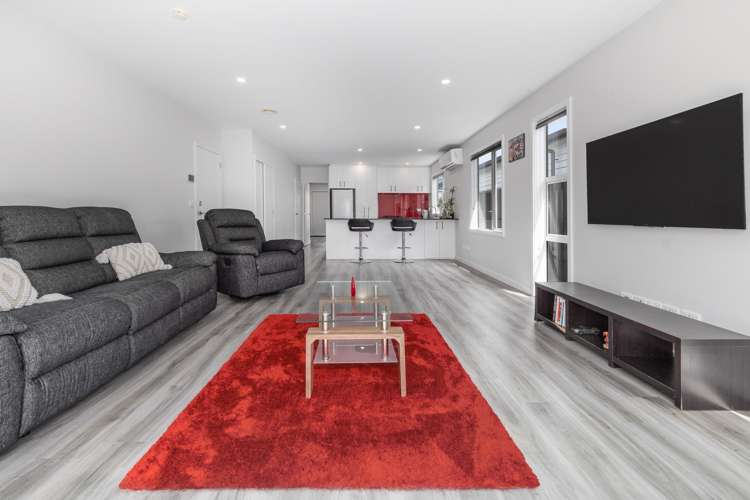 44 Karearea Avenue Porirua_6