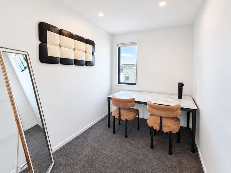 2 Papa Takaro Lane Flat Bush_7
