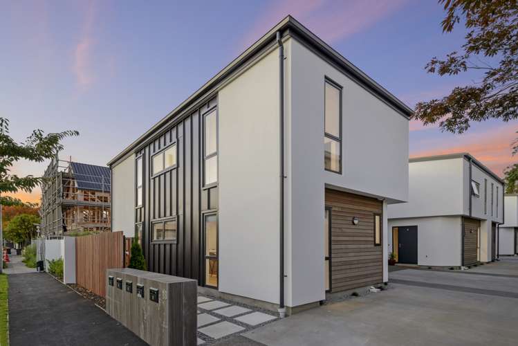 1/18 Rhodes Street Merivale_16