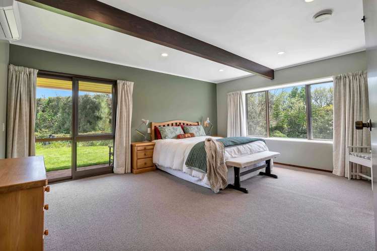 36 Beach Road Urenui_10