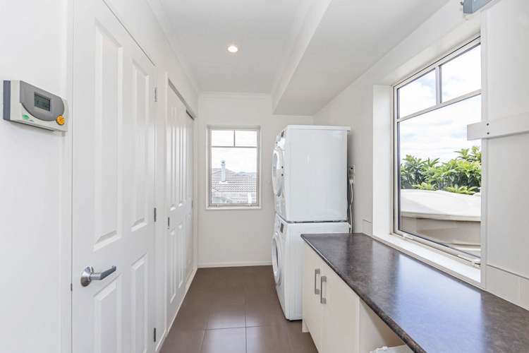 57 Chesterfield Way Orewa_15