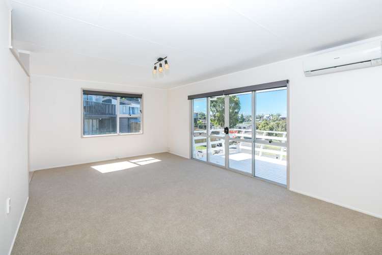 36 Rothesay Place Dinsdale_5