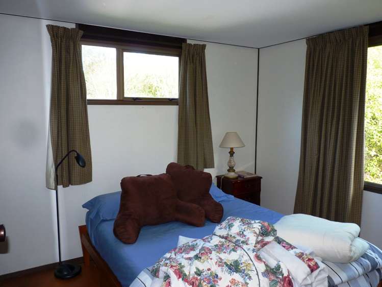 67 Village Loop Road Waipori Falls_11