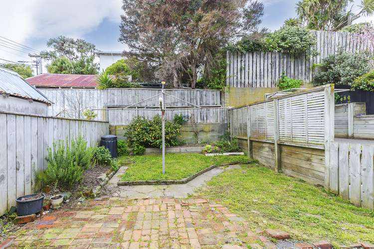 3 Royal Street Berhampore_10