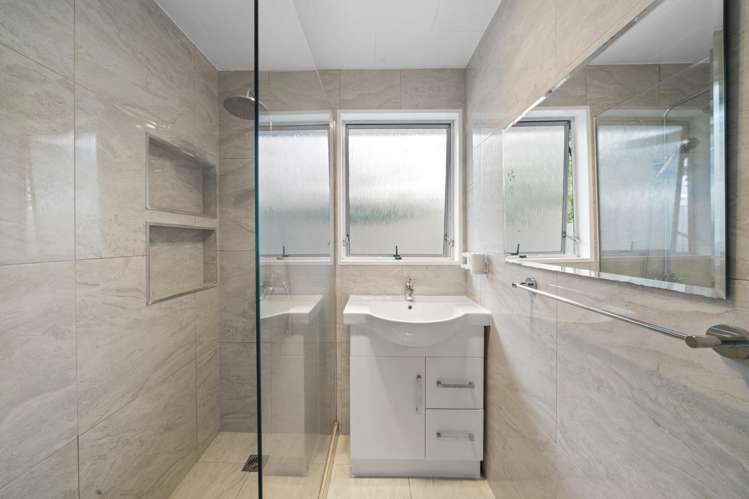 2/20 Shalimar Place Clover Park_8