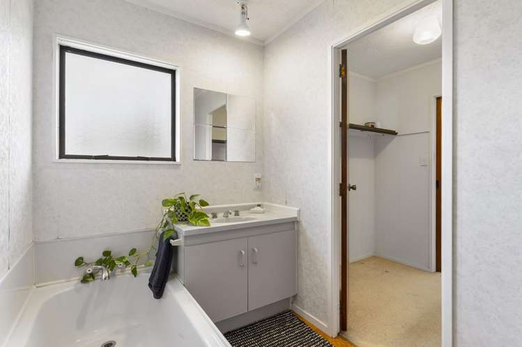 100 Manhattan Heights Glendene_16