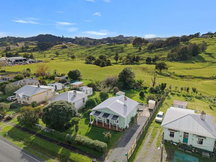 1052 State Highway 12 Maungaturoto_24