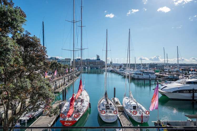 111/85 Customs Street West Auckland Central_11