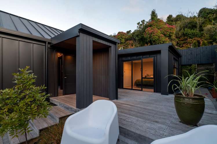 16 Sloane Avenue Tihiotonga_36