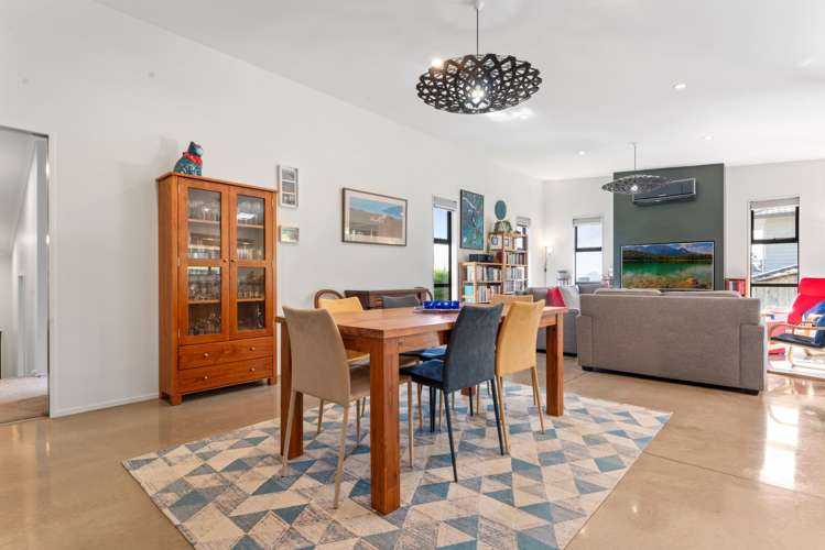 9 Utopia Park Heights Welcome Bay_21