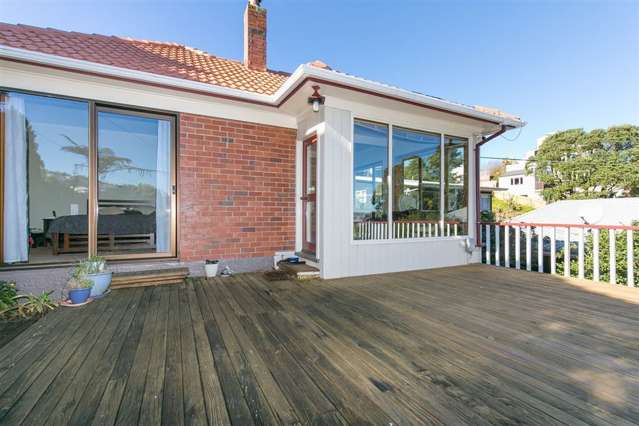 96 Onslow Road Khandallah_2