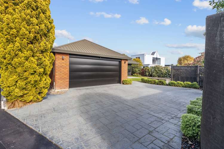 78 Regency Crescent Redwood_20