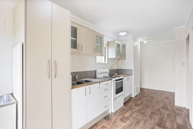 623 Glenfield Road Totara Vale_21