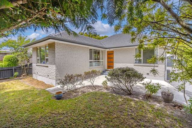 Charming 3BR Home In Halswell