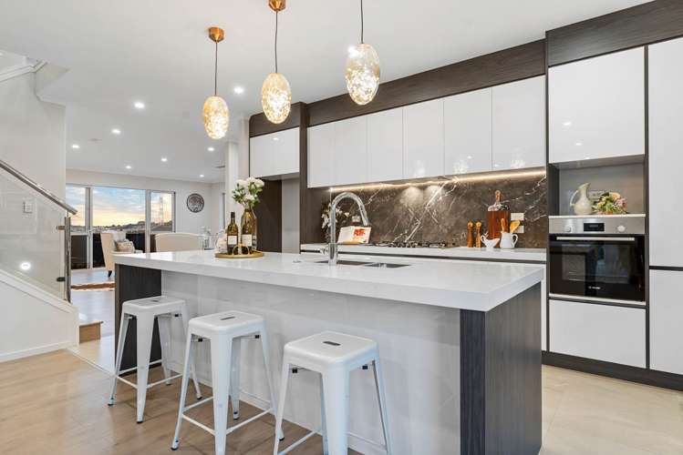 6 Glann Lane Flat Bush_14