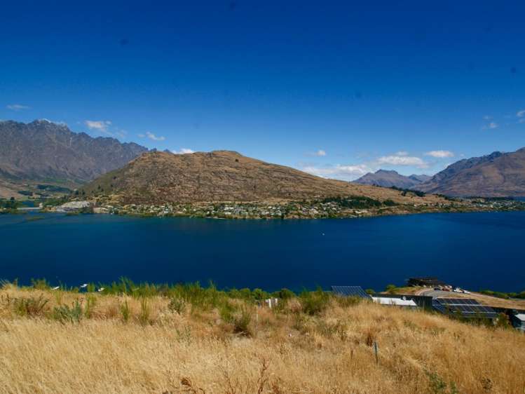 5 Luckie Lane Queenstown Hill_8