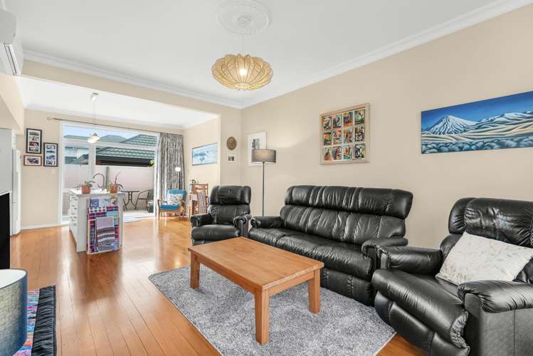 8/103 Epuni Street_2