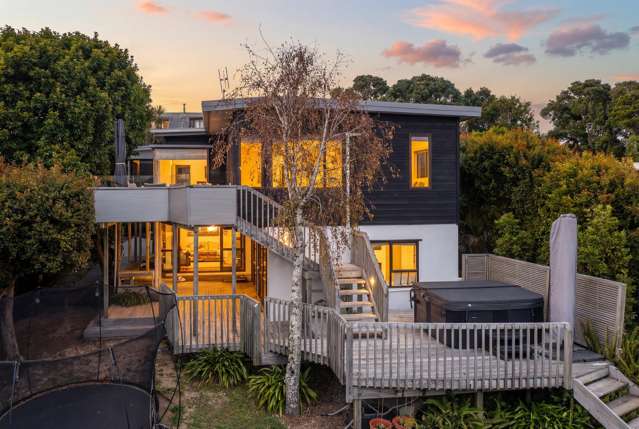 Coastal Family Living in Rangi Zone