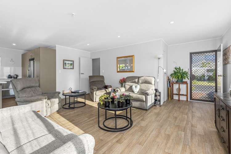 Flat 1/54 Florence Avenue Orewa_6