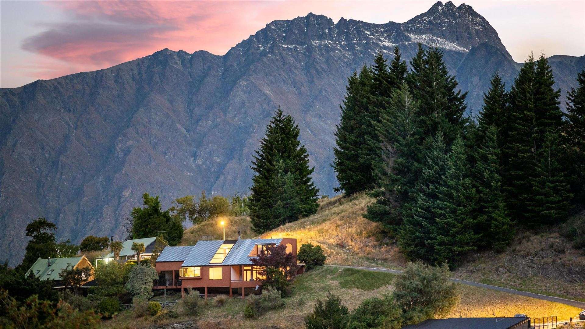 1 Pine Lane Fernhill/Sunshine Bay_0