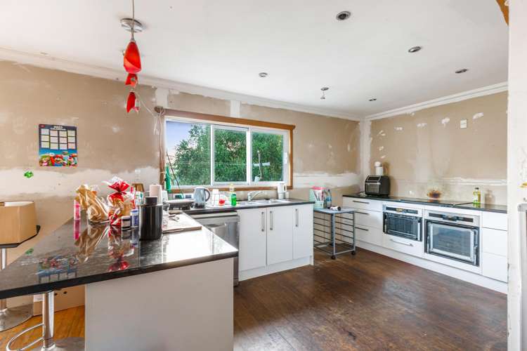 74 Waimumu Road Massey_3