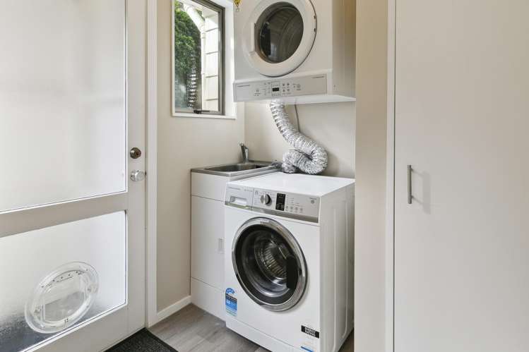 5 Ladbrooke Drive Newlands_13