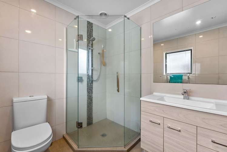 210 Clark Road Hobsonville_13