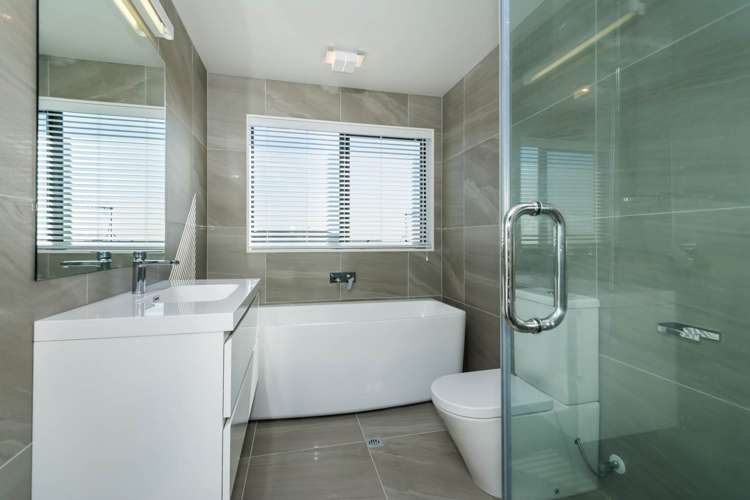 18 Westerley Place Long Bay_14