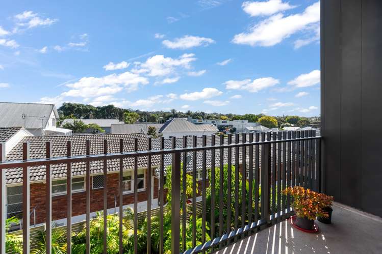 206/340 Onehunga Mall Onehunga_3