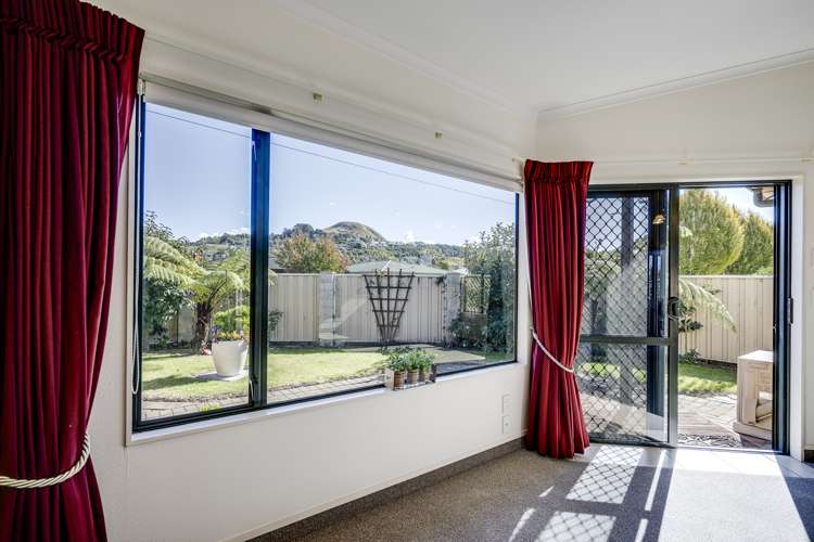 35 Beaufort Place Taradale_10
