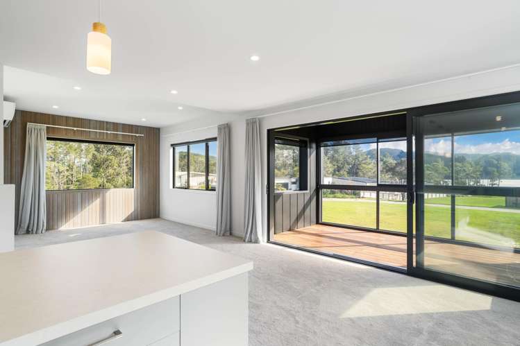 18 Pinnacles Lane Pauanui_17