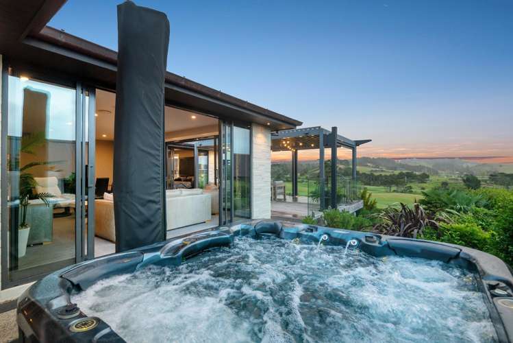 67 Grayson Road Wainui_21