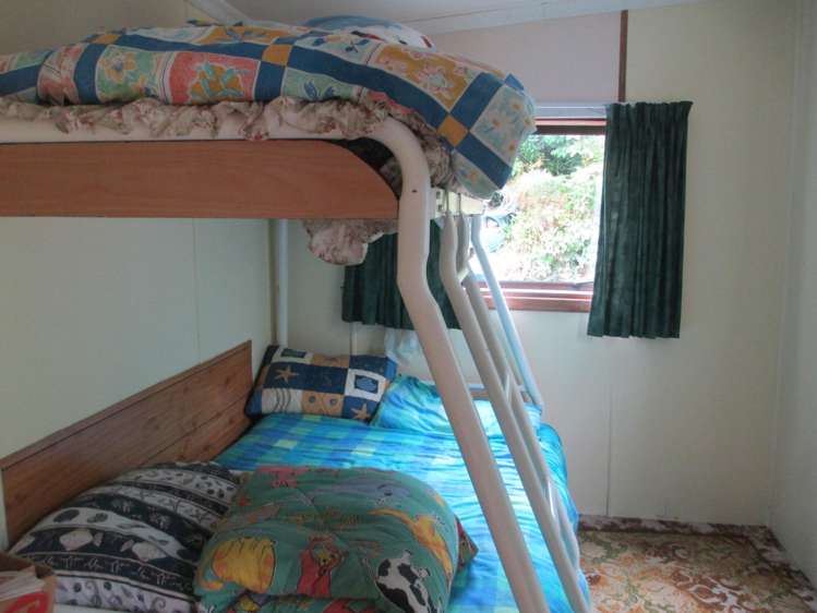 11 Chaslands Highway Papatowai/Pounawea_6