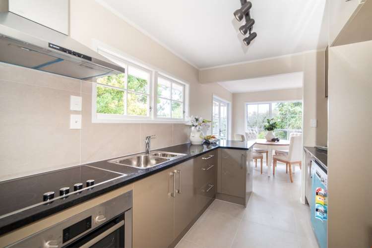 104 Oaktree Avenue Browns Bay_10