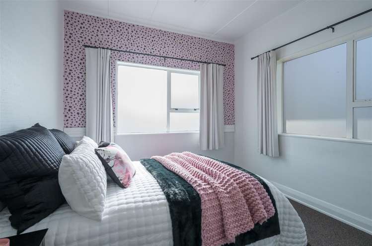 26 Murphy Street Toi Toi_10