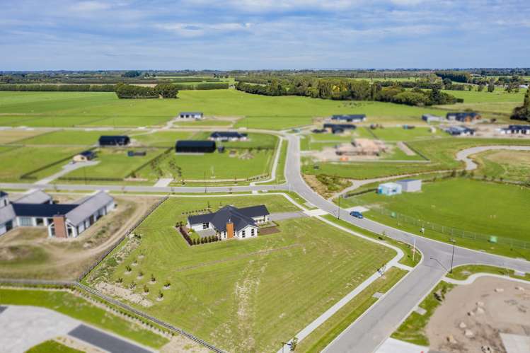 133 Verdeco Boulevard Lincoln_25