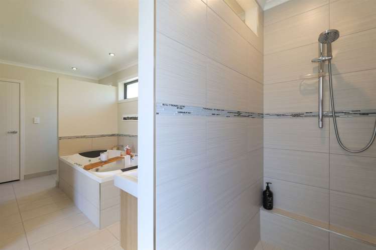 85 Sanctuary Drive Stoke_13