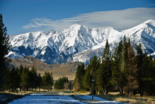 27 Luge Loop Castle Hill_4