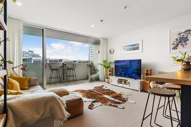 3B/10 Fisher-Point Drive_0