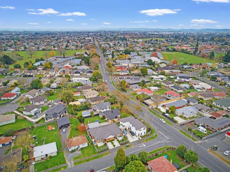 2/413 Peachgrove Road Fairfield_16